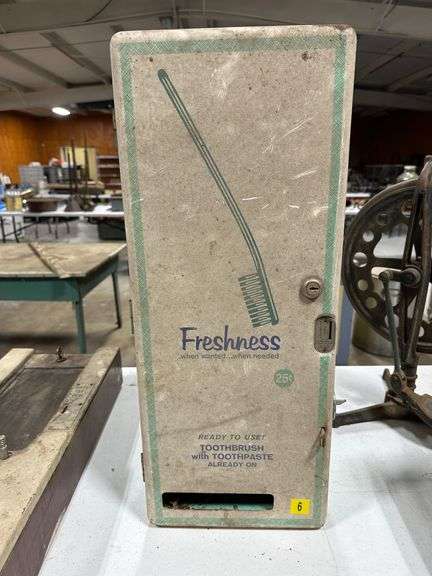 Vintage Freshness Toothbrush Vending Machine with Toothpaste Dispenser