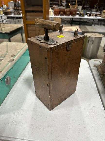 Wooden Julius Smith Igniting Dynamo