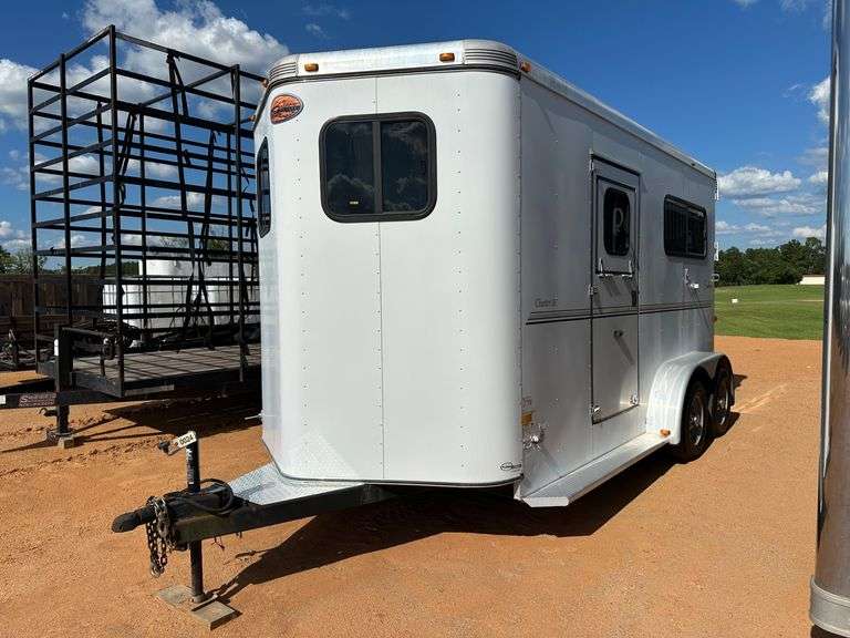 2013 Sundowner Sunlite Horse Trailer