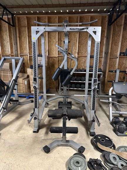 Nautilus Weight Lifting Machine (Missing Parts)