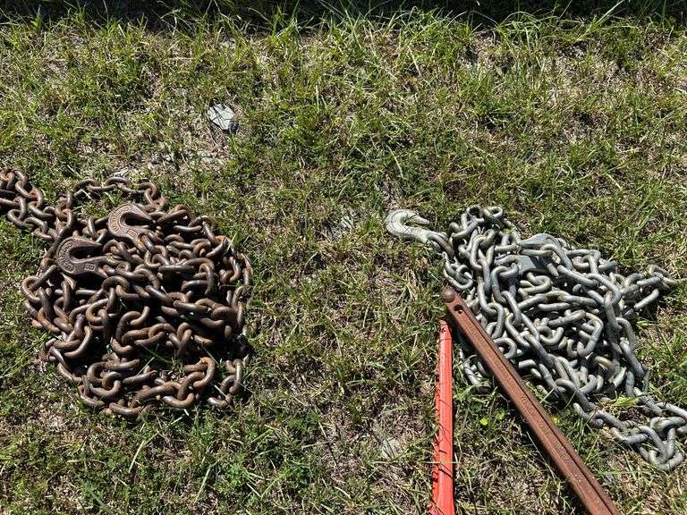 4 20ft 5/16 Chains with 1 Ratchet Binder and 1 Snap Binder