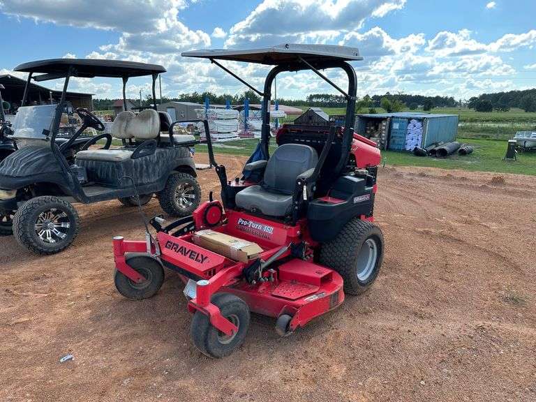 Gravely Pro-Turn 460 Zero-Turn Mower