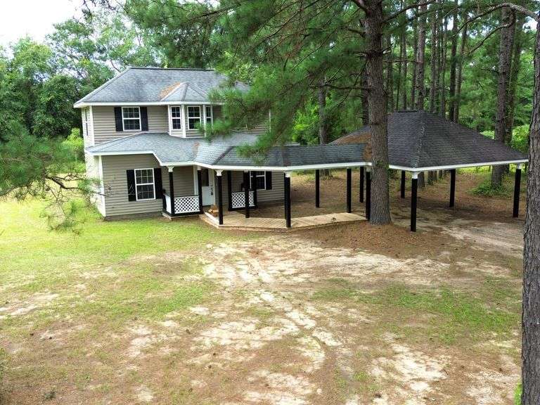 168 Creekside Way, Metter, GA