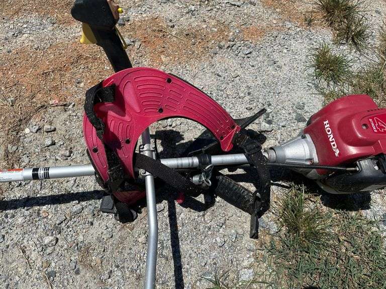 Honda 4-Stroke Gas-Powered String Trimmer with Shoulder Harness