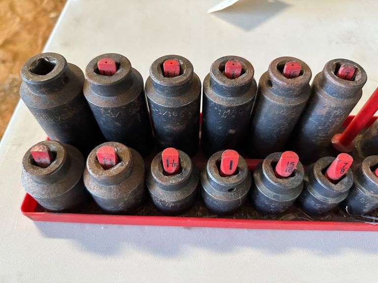 MAC Tools 1/2 Drive 6-Point SAE Impact Socket Set (13/16 Deep Missing)