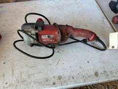Milwaukee Heavy-Duty 7″/9″ Dial Speed Control Polisher