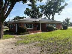 Professional/ Medical Office: 102 Rocky Ford Road, Sylvania, GA