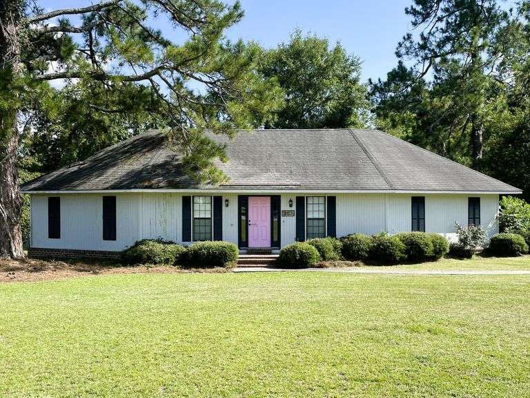 201 Shuman Drive, Statesboro, GA
