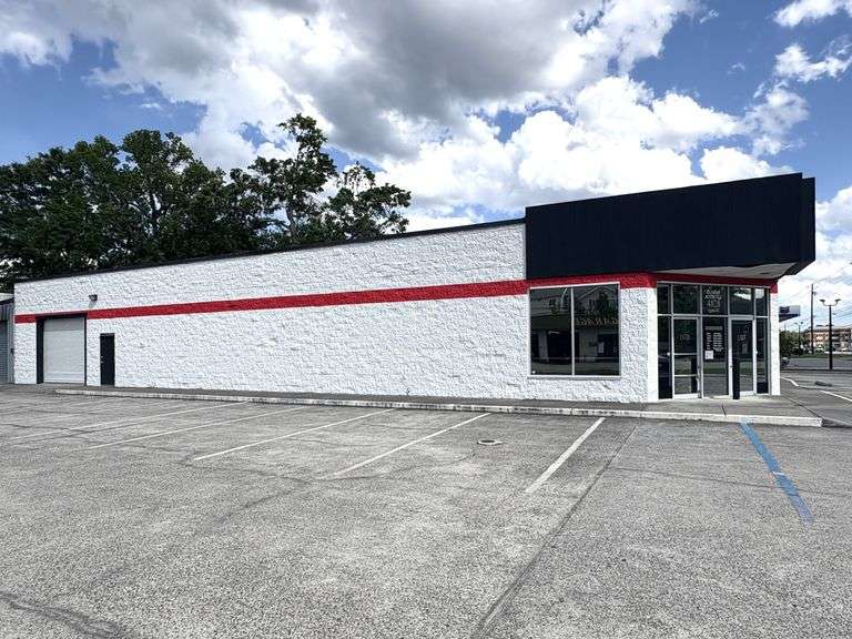 4828 Augusta Road, Garden City, GA