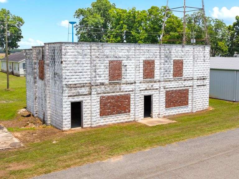 Block building / 0.14 acres - HAS SURVEY and SEPTIC