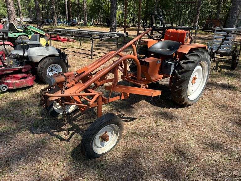 Thomasbilt Garden Tractor