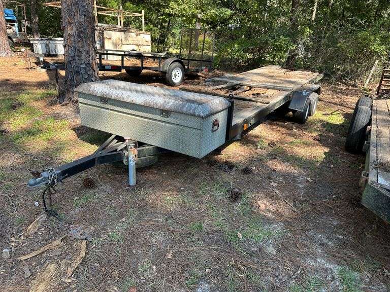 5'x20' Dual-Axle Flatbed Trailer with Storage Box