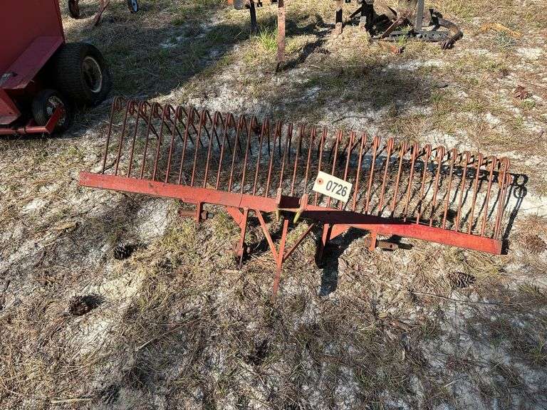 Metal 3-Point Hitch Spring Rake Attachment - South Auction