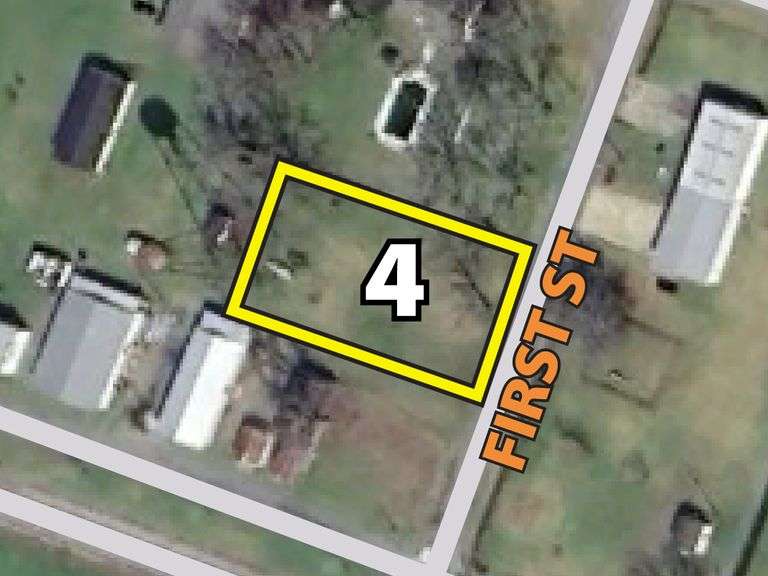 0.34 acres - NO SEPTIC. NO SURVEY