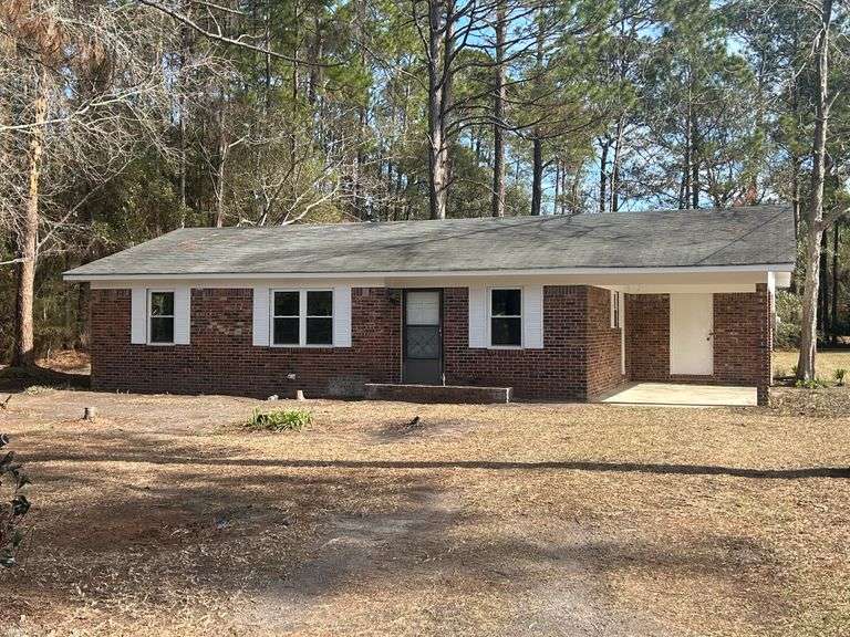 126 Broad Street N, Lenox, GA