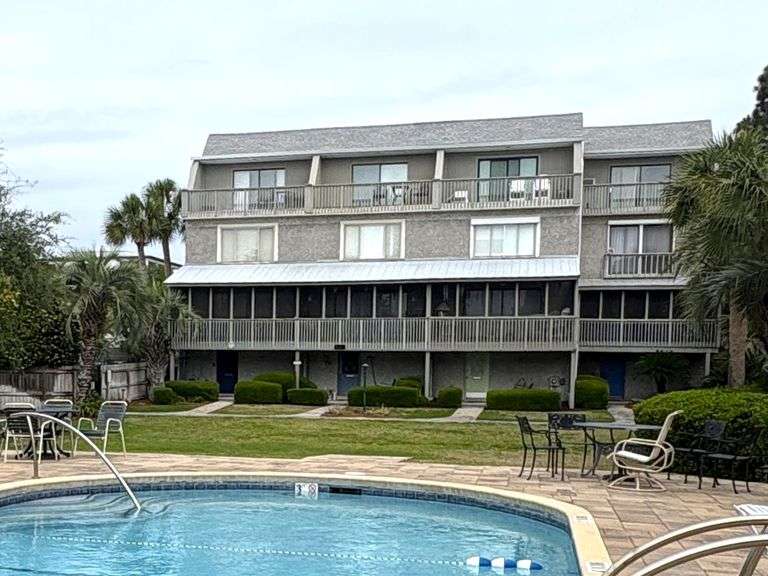 1506 Wood Avenue: Saint Simons Island, GA