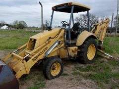 FARM MACHINERY AUCTION