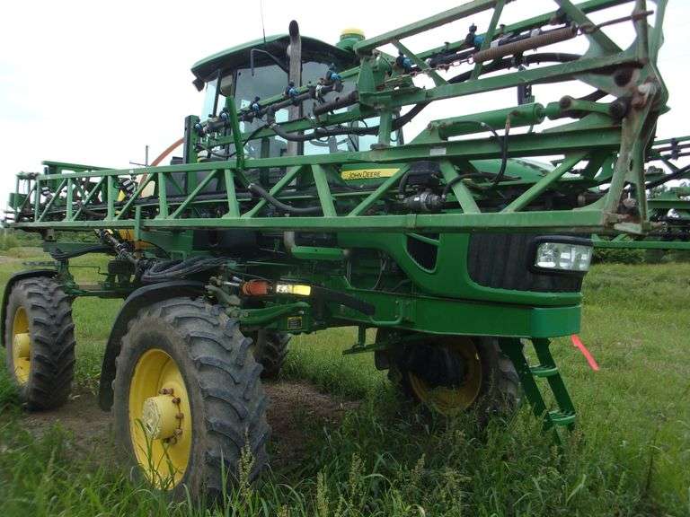 FARM MACHINERY AUCTION