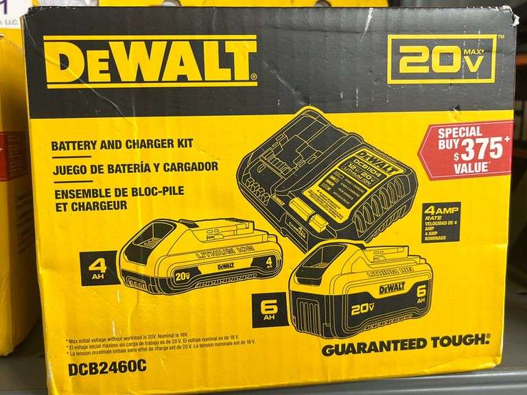 Dewalt 20v max battery and charger kit new