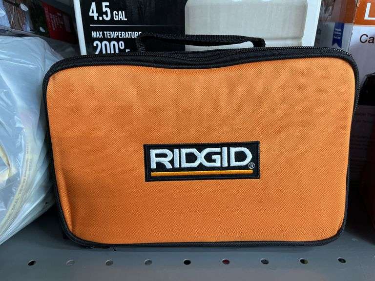 Rigid 2 batteries charger and bag kit new