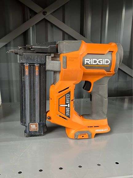 Rigid nail gun no battery no nails used