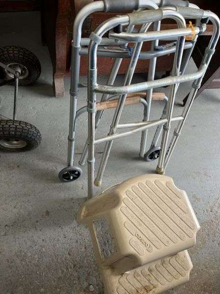2 walkers and step stool