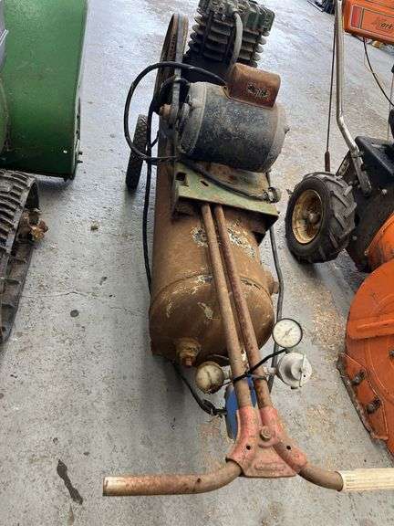 Air compressor