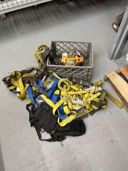 Towing straps chainsaw motor
