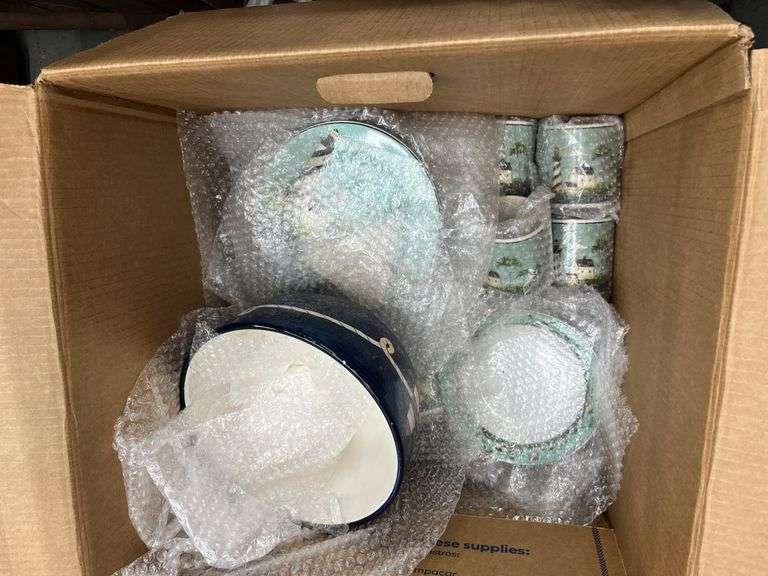 Lighthouse glass wear