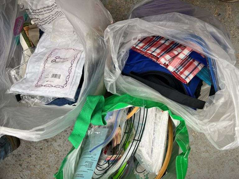 Cloth bags