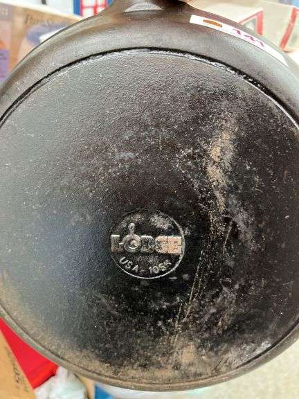 Lodge frying pan