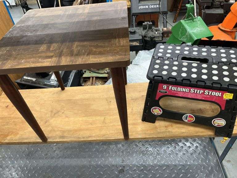 Small stand, step stool