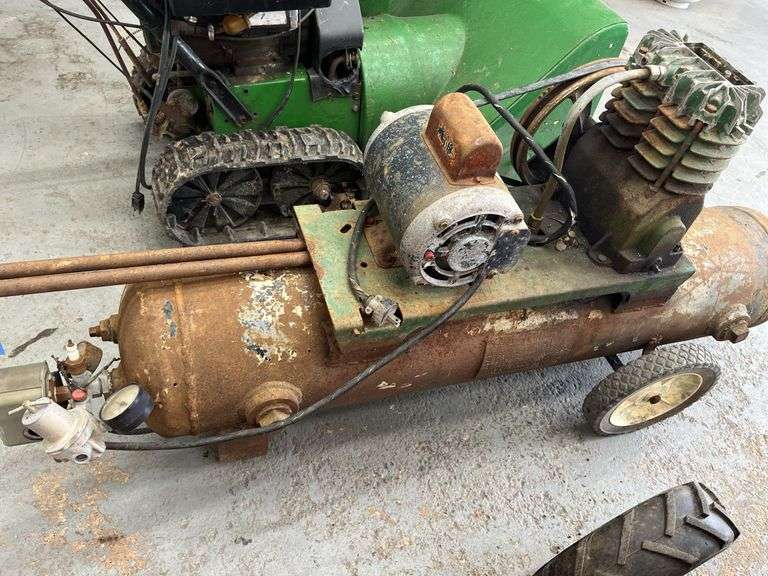Air compressor