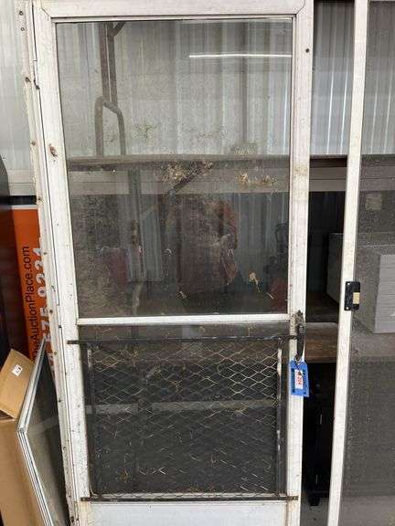 Screen door