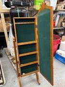 Mirror jewelry cabinet