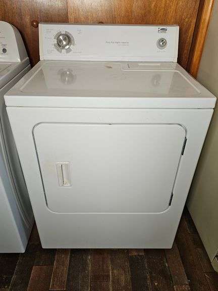 Whirlpool Estate clothes dryer