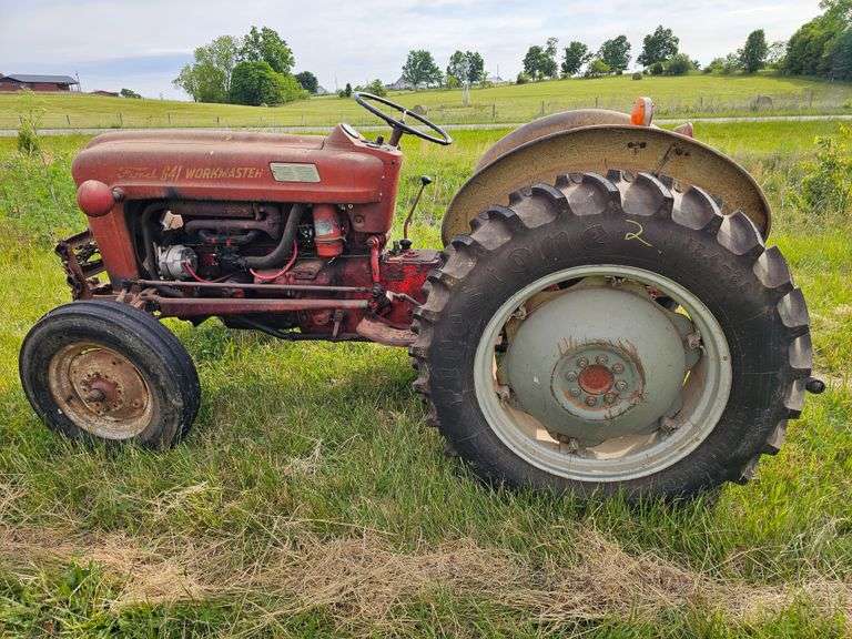 1959 Ford 641 Workmaster tractor
