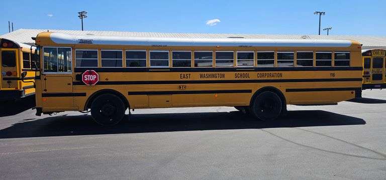 2006 Thomas 78-passenger Bus (Bus #116)