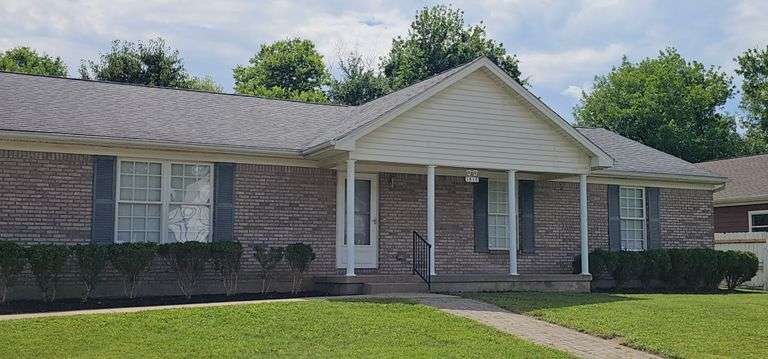 3 Bed 2 Bath Home in New Albany
