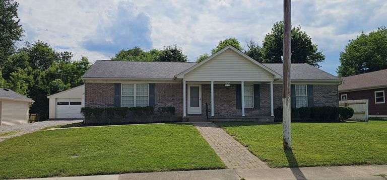3-Bedroom, 2 bath, 1,653 sq. ft. Home in New Albany