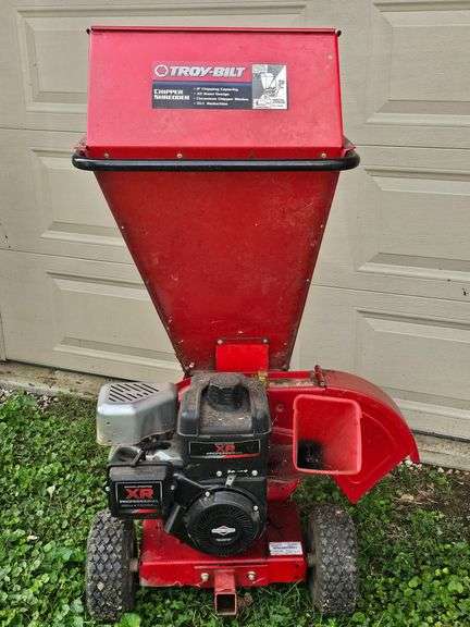 Troy-Bilt chipper/shredder, 2" branch chipping cap.