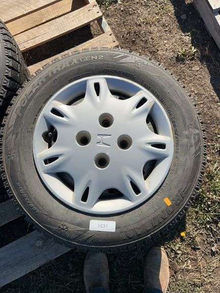 4 Honda winter tires/rims 185/70R14