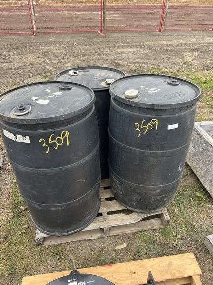 4 poly 205L drums