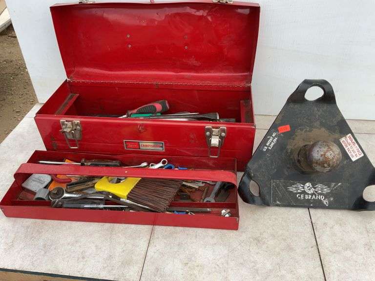 Craftsman 19" metal toolbox, comes with miscellaneous tools and 2 5/16" trailer ball