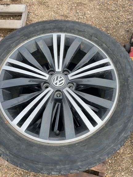4 tires/rims off of a 2018 VW 245/50R18