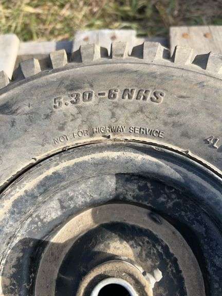 Pair of tires/rims 5.30-6NHS