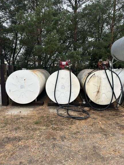 OFFSITE KINISTINO: Westeel 1000gal Fuel tank only NO PUMP