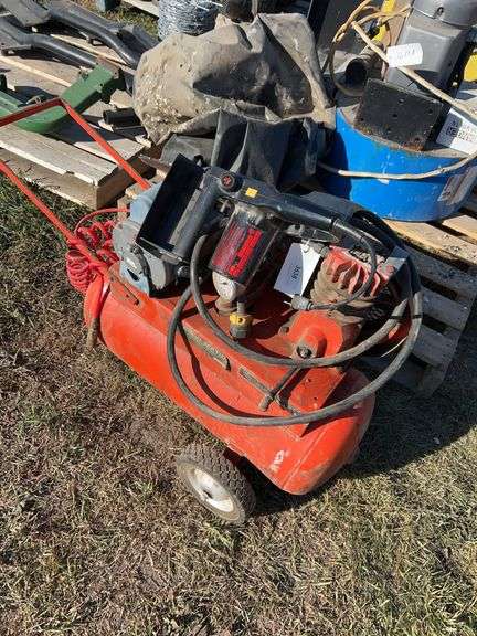 Air compressor & electric chainsaw - condition unknown