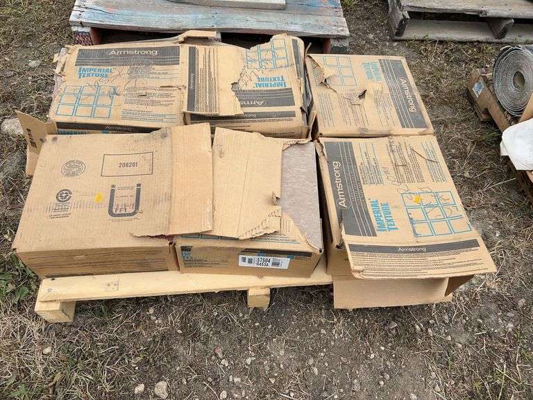 Qty of vinyl composition tile