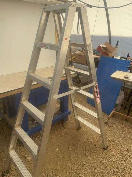 6' sturdy aluminum step ladder